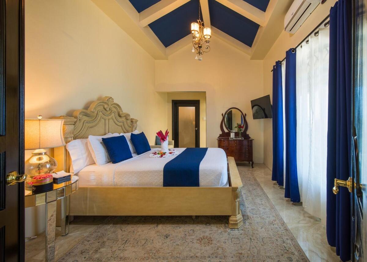 Villa Mimosa Jamaica Exclusive Luxury Stay- Resort Vibe Discovery Bay Bagian luar foto